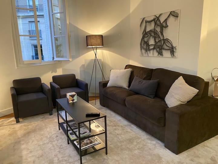Appartement 3 Chambres Paris 7E Exterior photo